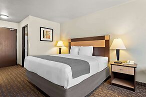 Best Western Sawtooth Inn & Suites