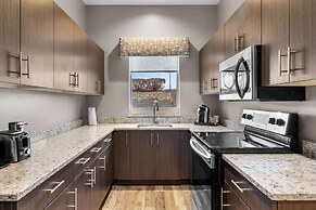 Best Western Sawtooth Inn & Suites