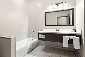 Best Western Sawtooth Inn & Suites