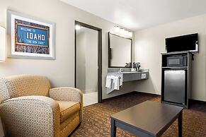 Best Western Sawtooth Inn & Suites