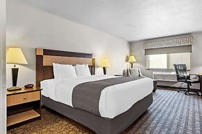Best Western Sawtooth Inn & Suites