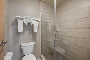 Best Western Sawtooth Inn & Suites