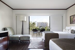 Lotus Honolulu at Diamond Head