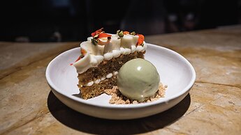 Lotus Honolulu at Diamond Head