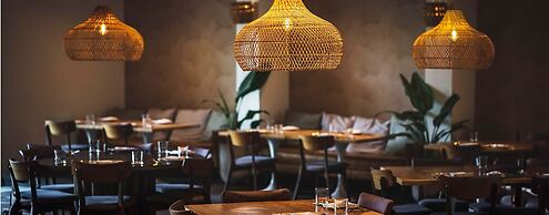 Lotus Honolulu at Diamond Head