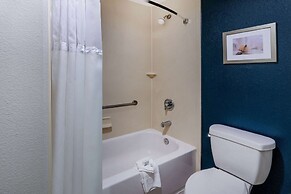 La Quinta Inn & Suites by Wyndham Santa Rosa