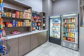 La Quinta Inn & Suites by Wyndham Santa Rosa