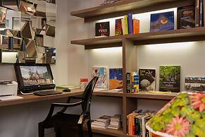 Hotel De Notre Dame Maître Albert