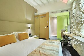 Hotel De Notre Dame Maître Albert