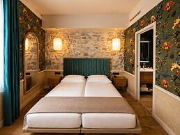 Hotel De Notre Dame Maître Albert