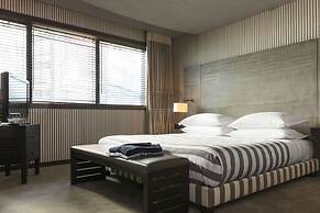 Hotel Square