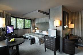 Hotel Square
