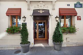 Hotel College De France