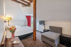 Hotel College De France