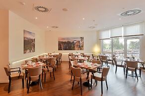 Amedia Dresden Elbpromenade, Trademark Collection by Wyndham