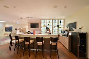 Amedia Dresden Elbpromenade, Trademark Collection by Wyndham