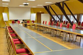 Land- und Golfhotel Alte Fliegerschule
