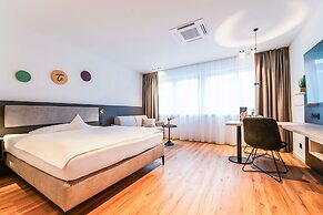 Hotel Am Triller