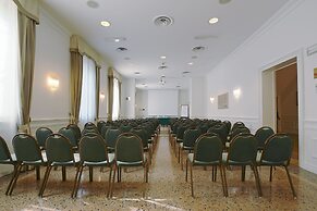 Rechigi Park Hotel