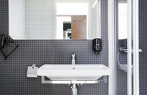 Comfort Hotel Victoria Floro, Markegata 43, 6900, Norway