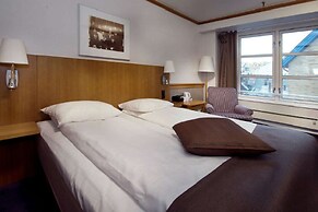 Clarion Collection Hotel With