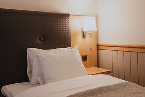 Home Hotel With