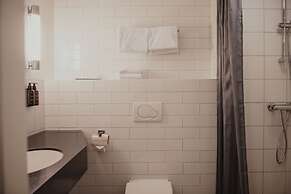 Home Hotel With