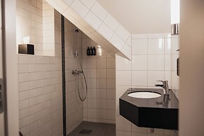 Home Hotel With