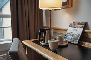 Home Hotel With