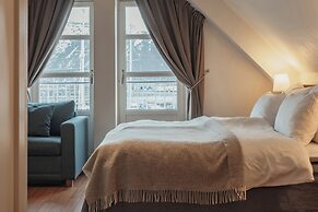 Home Hotel With