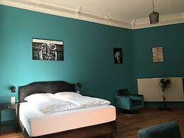 SmartHotel Mystique self check-in