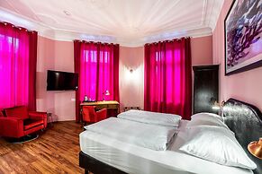 SmartHotel Mystique self check-in