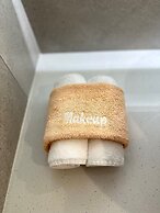 Baycourt Lakefront Motel