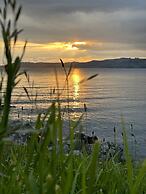 Baycourt Lakefront Motel