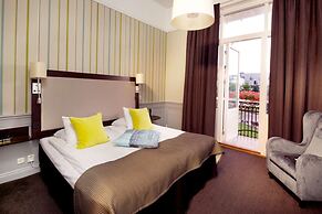 Home Hotel Post