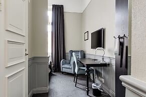Home Hotel Post