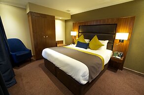 Frensham Pond Country House Hotel & Spa