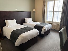 Red Lion Hotel by Greene King Inns