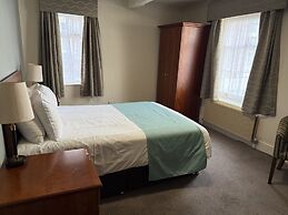 Red Lion Hotel by Greene King Inns