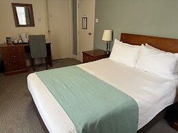 Red Lion Hotel by Greene King Inns