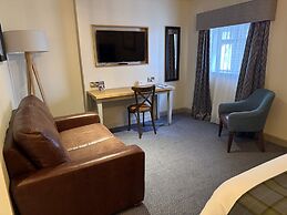 Red Lion Hotel by Greene King Inns