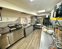 Smart Hyde Park View - Hostel