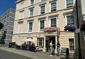 Smart Hyde Park View - Hostel