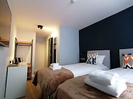 Smart Hyde Park View - Hostel