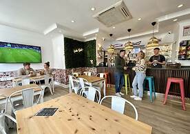 Smart Hyde Park View - Hostel