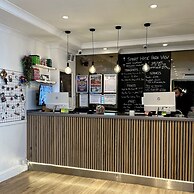 Smart Hyde Park View - Hostel