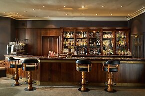 Golf View Hotel & Spa