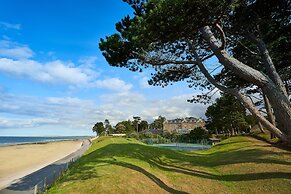 Golf View Hotel & Spa