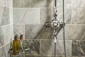 Golf View Hotel & Spa