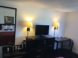 Days Inn by Wyndham Lake Village